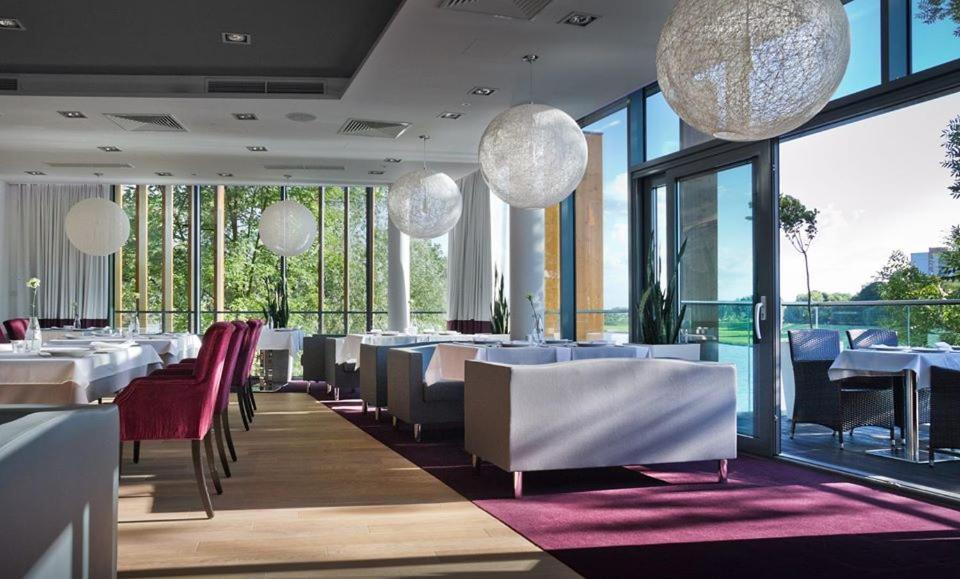 Piano Hotel & Restaurant Opole Esterno foto